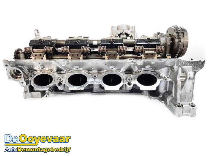 Cylinder head from a BMW 3 serie Gran Turismo (F34) 320i 2.0 16V 2017
