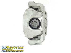 Used Rear brake calliper, right Citroen Jumpy (G9) 2.0 HDiF 16V 125 Price € 44,99 Margin scheme offered by Autodemontagebedrijf De Ooyevaar