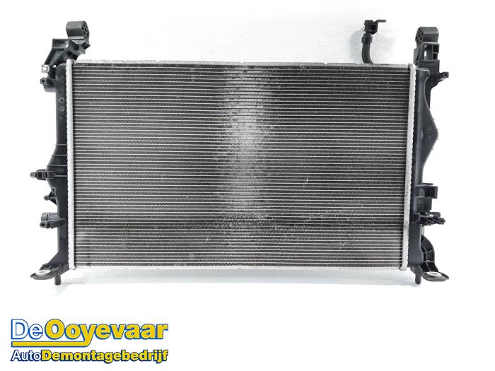 Used Radiator Opel Corsa E 1.0 SIDI Turbo 12V Price € 79,99 Margin scheme offered by Autodemontagebedrijf De Ooyevaar