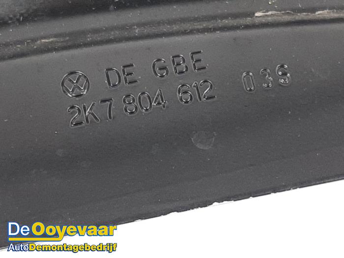 Stoßstangeträger hinten van een Volkswagen Caddy Cargo V (SBA/SBH) 2.0 TDI BlueMotionTechnology 2021