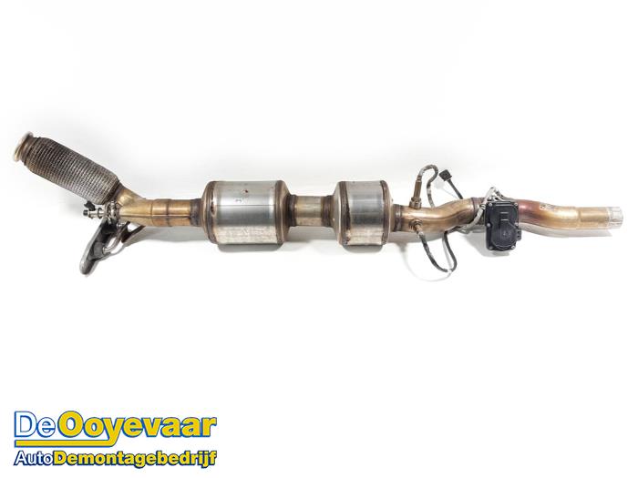 Used Front pipe + catalyst Volkswagen Caddy Cargo V (SBA/SBH) 2.0 TDI BlueMotionTechnology Price € 249,99 Margin scheme offered by Autodemontagebedrijf De Ooyevaar