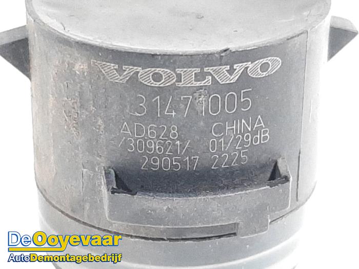 PDC Sensor from a Volvo S90 II 2.0 D4 16V 2017
