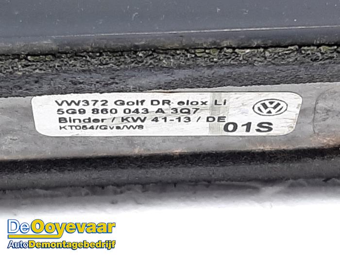 Kit rails de toit d'un Volkswagen Golf VII Variant (AUVV) 2.0 TDI 150 16V 2013