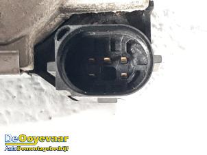Boitier papillon d'un Fiat Doblo Cargo (223) 1.3 D 16V Multijet 2009