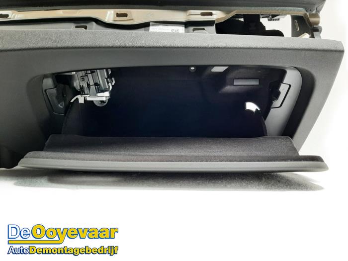 Juego y módulo de airbag de un BMW 5 serie (G30) M550i xDrive 4.4 V8 32V TwinPower Turbo 2017