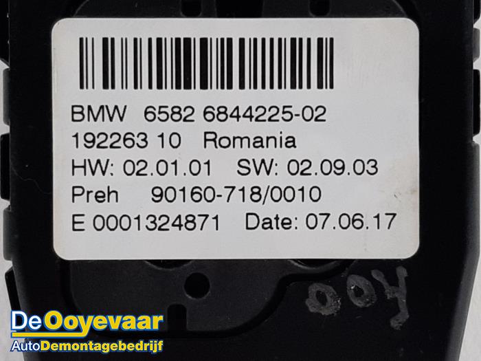 I-Drive knob from a BMW 5 serie (G30) M550i xDrive 4.4 V8 32V TwinPower Turbo 2017