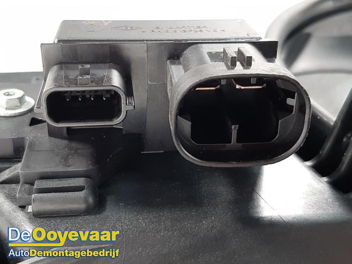 Cooling fans Renault Captur II 1.3 TCE 130 16V 255503792R