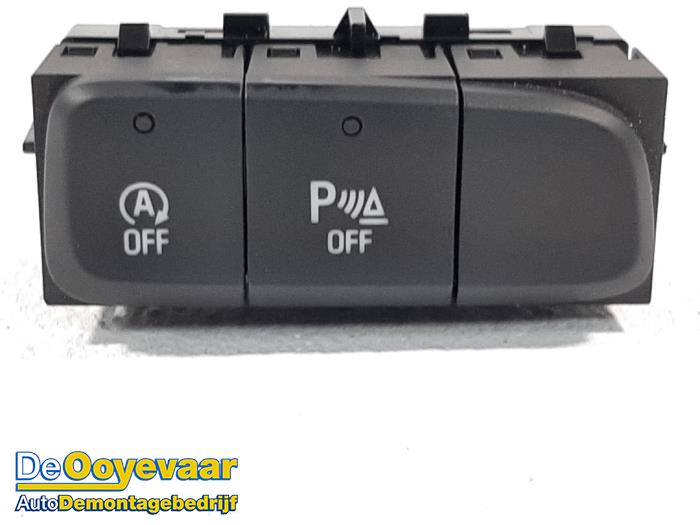 Gebrauchte PDC Schalter Opel Crossland (X) 1.5 CDTI 100 Preis € 9,99 Margenregelung angeboten von Autodemontagebedrijf De Ooyevaar