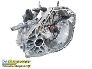 Gebrauchte Getriebe Dacia Duster (SR) 1.5 dCi 109 4x4 Preis € 999,99 Margenregelung angeboten von Autodemontagebedrijf De Ooyevaar