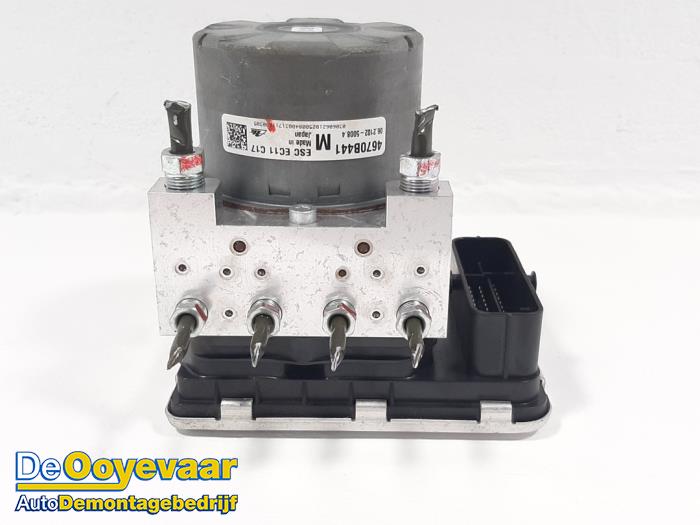 Begagnade ABS-pump Mitsubishi ASX 2.2 DI-D 16V 4WD Pris € 99,99 Marginaltabell erbjuds av Autodemontagebedrijf De Ooyevaar