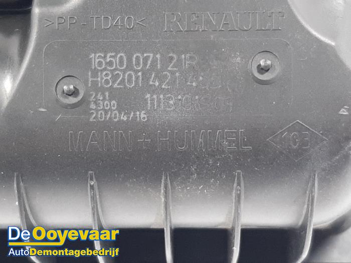 Luftfiltergehäuse van een Renault Espace (RFCJ) 1.6 Energy dCi 160 EDC 2020