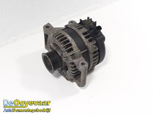 Dynamo van een Opel Corsa E 1.0 SIDI Turbo 12V 2016