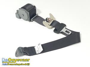 Used Rear seatbelt, left Mitsubishi Outlander (GF/GG) 2.0 16V PHEV 4x4 Price € 74,99 Margin scheme offered by Autodemontagebedrijf De Ooyevaar