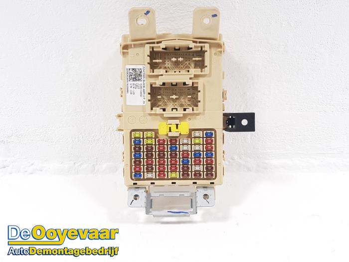 Kia Picanto 17 Boîtes à fusibles stock ProxyParts.fr