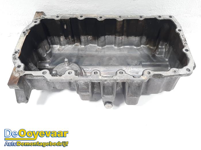 Usagé Couvercle carter Seat Leon (1P1) 1.9 TDI 105 Prix € 19,99 Règlement à la marge proposé par Autodemontagebedrijf De Ooyevaar