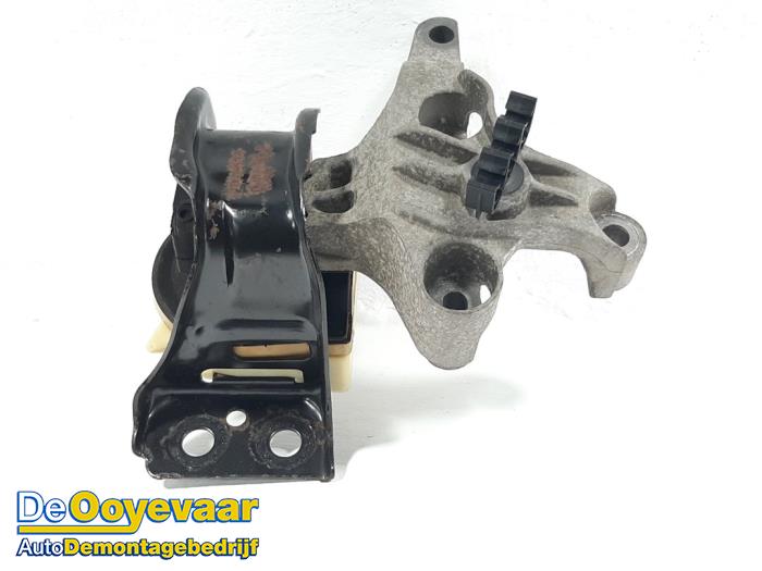 Used Engine mount Renault Clio IV Estate/Grandtour (7R) 1.5 Energy dCi 90 FAP Price € 9,99 Margin scheme offered by Autodemontagebedrijf De Ooyevaar
