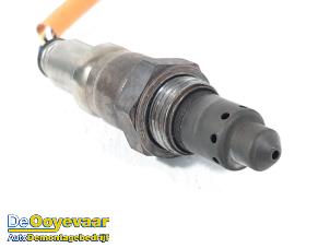 Lambda probe from a Renault Clio IV Estate/Grandtour (7R) 0.9 Energy TCE 90 12V 2020
