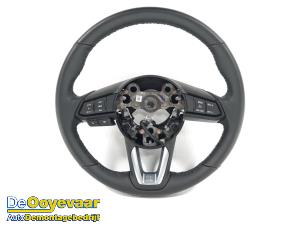 Usagé Volant Mazda 2 (DJ/DL) 1.5 SkyActiv-G 75 Prix € 294,99 Règlement à la marge proposé par Autodemontagebedrijf De Ooyevaar