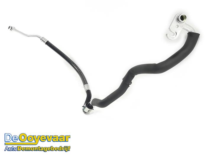 Air conditioning line from a Mazda 2 (DJ/DL) 1.5 SkyActiv-G 75 2021