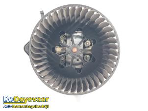 Used Heating and ventilation fan motor Mini Countryman (R60) 1.6 16V Cooper S Price € 24,99 Margin scheme offered by Autodemontagebedrijf De Ooyevaar