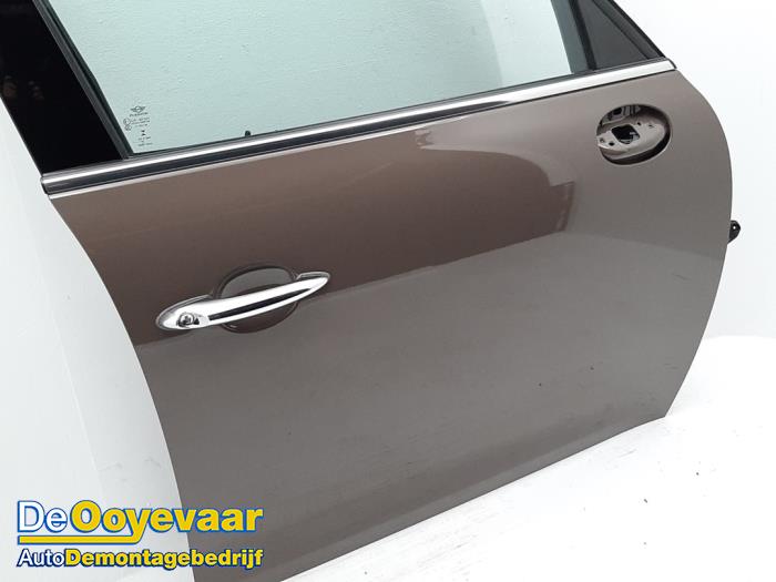 Porte avant droite d'un MINI Countryman (R60) 1.6 16V Cooper S 2015