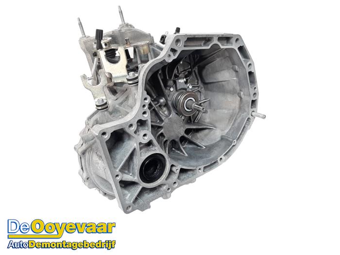 Used Gearbox Suzuki SX4 S-Cross (JY) 1.6 16V Price € 199,99 Margin scheme offered by Autodemontagebedrijf De Ooyevaar