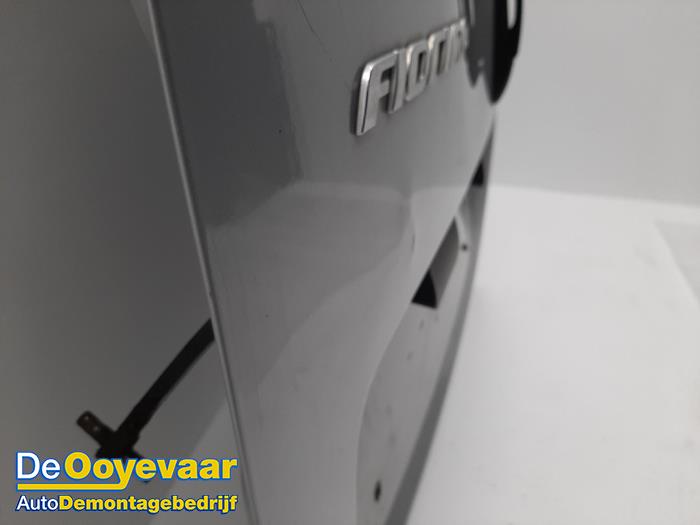 Puerta trasera furgoneta de un Fiat Fiorino (225) 1.3 JTD 16V Multijet 2012
