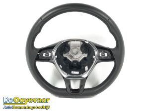 Used Steering wheel Volkswagen T-Roc 1.0 TSI 110 12V Price € 149,99 Margin scheme offered by Autodemontagebedrijf De Ooyevaar