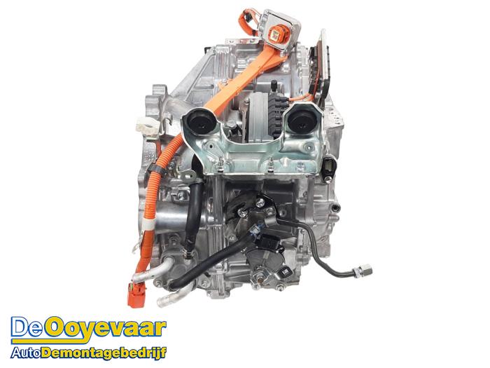 Gearbox from a Toyota Yaris IV (P21/PA1/PH1) 1.5 12V Hybrid 2020