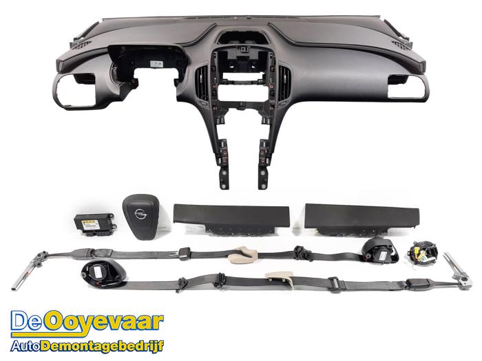 Begagnade Airbagset + modul Opel Ampera 1.4 16V Pris € 499,99 Marginaltabell erbjuds av Autodemontagebedrijf De Ooyevaar