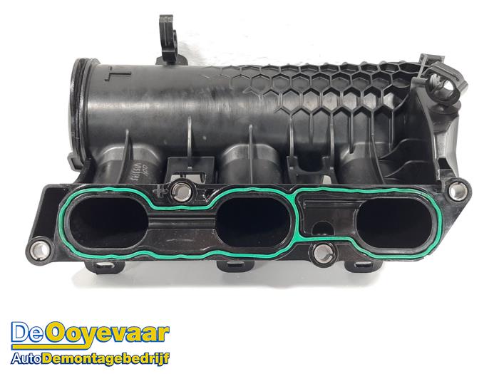 Begagnade Insugsrör Citroen C4 Cactus (0B/0P) 1.2 PureTech 130 12V Pris € 19,99 Marginaltabell erbjuds av Autodemontagebedrijf De Ooyevaar