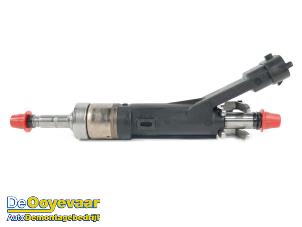 Usagé Injecteur (injection essence) Citroen C4 Cactus (0B/0P) 1.2 PureTech 130 12V Prix € 39,99 Règlement à la marge proposé par Autodemontagebedrijf De Ooyevaar