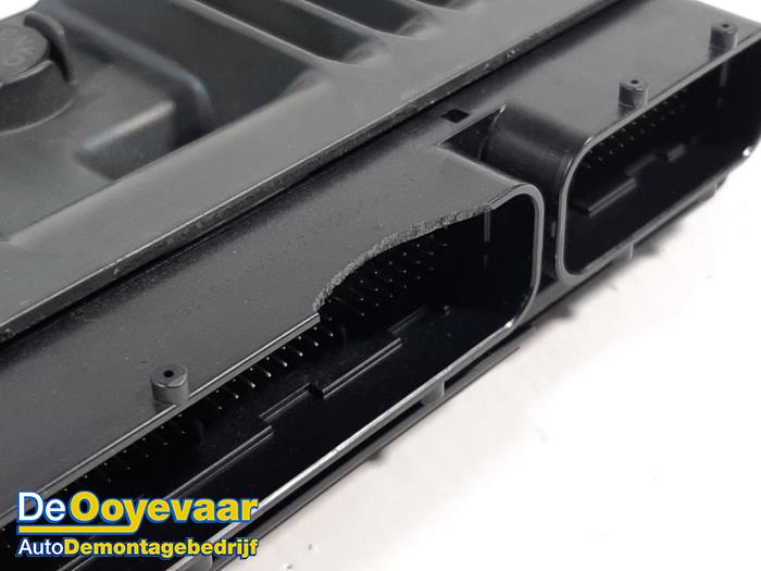 Engine management computer from a Toyota Yaris IV (P21/PA1/PH1) 1.5 12V Hybrid 2020