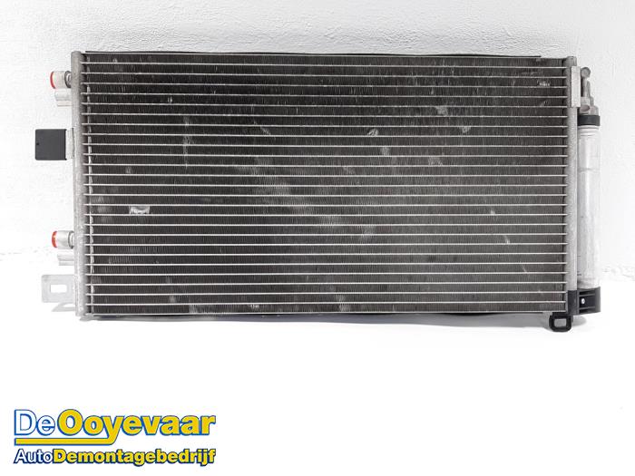Air conditioning radiator from a MINI Mini Open (R52) 1.6 16V Cooper S 2007