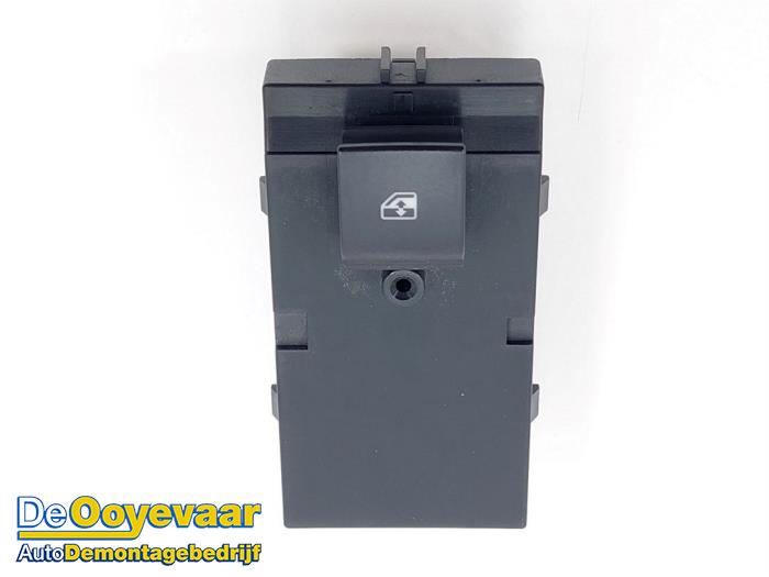 Usados Interruptor de ventanilla eléctrica Opel Ampera 1.4 16V Precio € 9,99 Norma de margen ofrecido por Autodemontagebedrijf De Ooyevaar