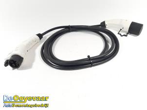 Used Hybrid charging cable Opel Ampera 1.4 16V Price € 74,99 Margin scheme offered by Autodemontagebedrijf De Ooyevaar