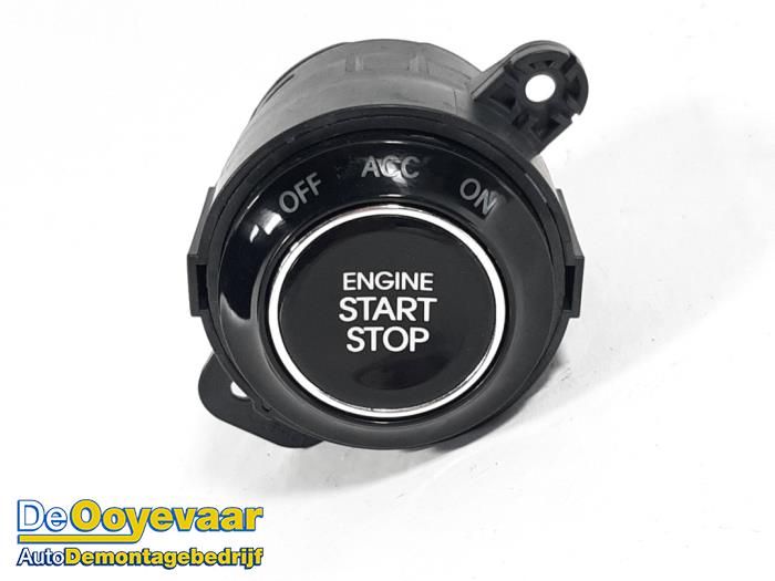 Start/Stopp Schalter van een Kia Rio III (UB) 1.2 CVVT 16V 2012