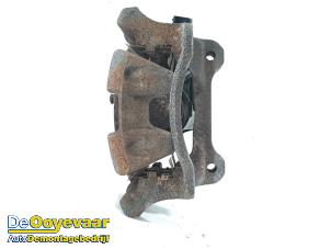 Used Rear brake calliper, right Hyundai i40 CW (VFC) 1.7 CRDi 16V Price € 99,99 Margin scheme offered by Autodemontagebedrijf De Ooyevaar