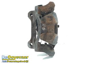 Used Rear brake calliper, left Hyundai i40 CW (VFC) 1.7 CRDi 16V Price € 99,99 Margin scheme offered by Autodemontagebedrijf De Ooyevaar