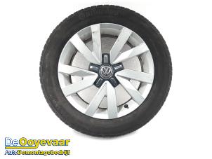 Used Wheel + winter tyre Volkswagen Passat Variant (3G5) 1.6 TDI 16V Price € 64,99 Margin scheme offered by Autodemontagebedrijf De Ooyevaar