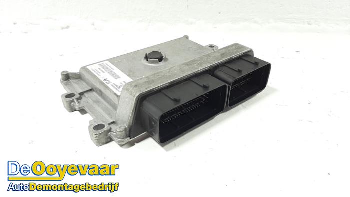 Used Engine management computer Peugeot 208 II (UB/UH/UP) 1.2 Vti 12V PureTech 75 Price € 89,99 Margin scheme offered by Autodemontagebedrijf De Ooyevaar