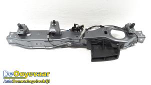 Używane Plyta zamka przedniego Honda Jazz (GK) 1.3 -i-VTEC 16V Cena € 149,99 Procedura marży oferowane przez Autodemontagebedrijf De Ooyevaar