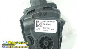 Gaspedalposition Sensor van een Opel Crossland (X) 1.2 12V 2020