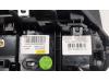Wyswietlacz jednostki multimedialnej z Peugeot 2008 (UD/UK/UR/US/UX) 1.2 VTi 12V PureTech 130 2020