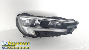 Used Headlight, right Opel Insignia Sports Tourer Price € 349,98 Margin scheme offered by Autodemontagebedrijf De Ooyevaar