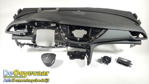Usados Airbag set + dashboard Opel Insignia Sports Tourer Precio € 699,99 Norma de margen ofrecido por Autodemontagebedrijf De Ooyevaar
