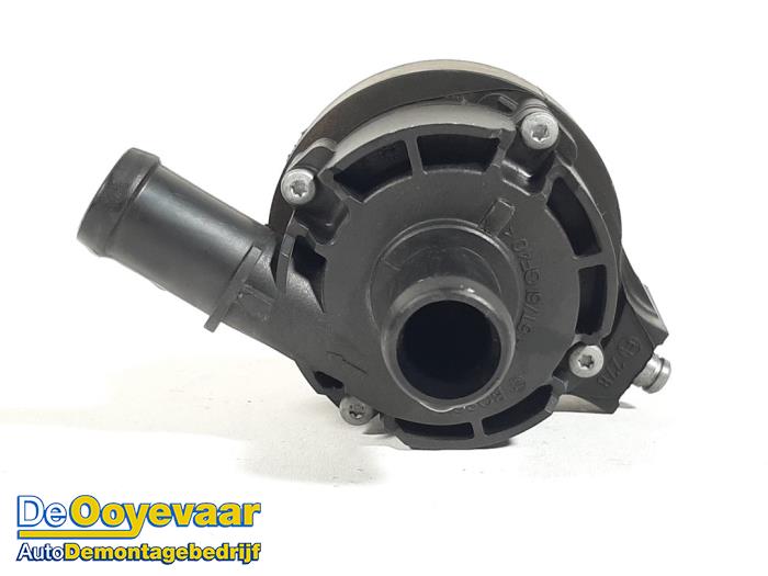 Begagnade Extra vattenpump Opel Vivaro 1.6 CDTI BiTurbo 120 Pris € 9,99 Marginaltabell erbjuds av Autodemontagebedrijf De Ooyevaar