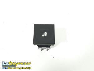 Usagé Side assist capteur Dacia Duster (SR) 1.5 dCi 109 4x4 Prix € 29,99 Règlement à la marge proposé par Autodemontagebedrijf De Ooyevaar