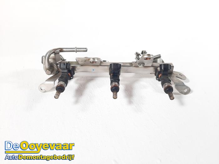 Usados Galería (inyección) Renault Captur I (2R) 0.9 Energy TCE 12V Precio € 15,00 Norma de margen ofrecido por Autodemontagebedrijf De Ooyevaar