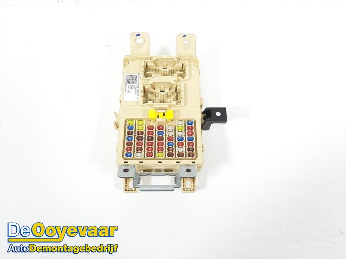 Kia Picanto 17 Boîtes à fusibles stock ProxyParts.fr